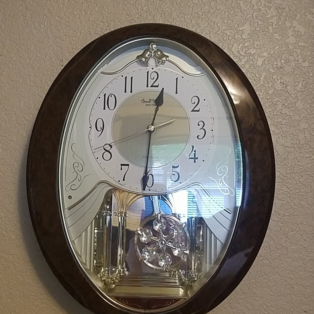 Hand crafted clock - Picture 2 of 4